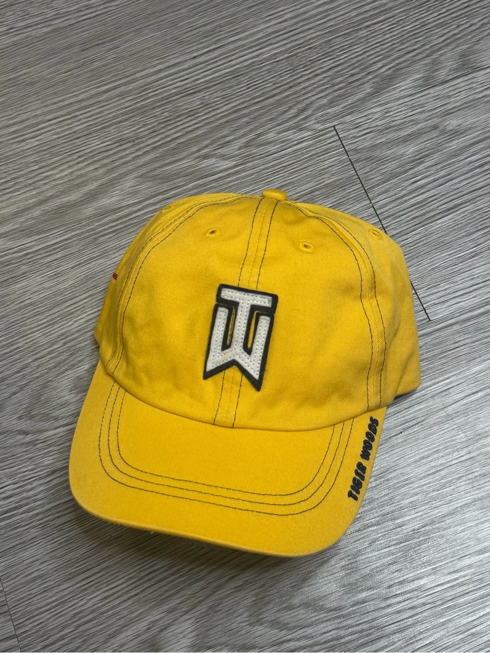 Nike Tiger Woods TW Golf Hat Yellow Cotton Adjustable Strapback Cap One Size